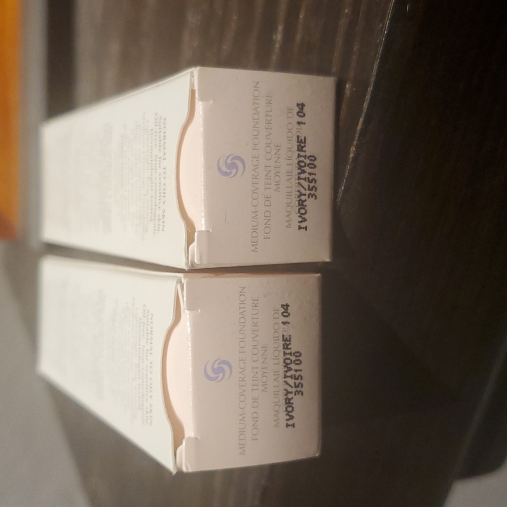 Bundle of 2 Mary Kay medium coverage foundation Ivory 104